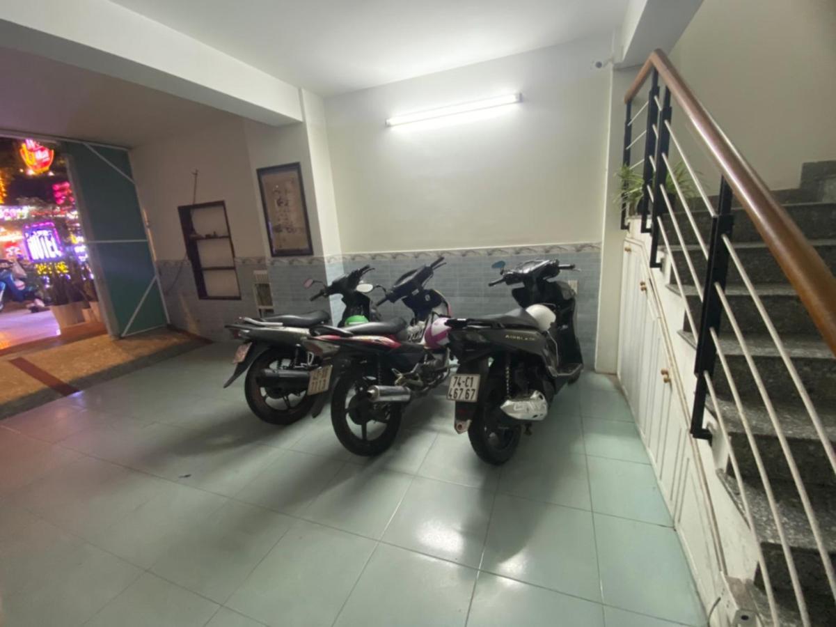 Oyo 1168 Elly'S Home 2 Дананг Екстериор снимка
